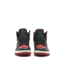 Load image into Gallery viewer, Jordan 1 Retro High &lt;/br&gt; black/red